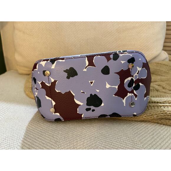 Kate Spade New York Eva Wildflower Bouquet Small Bucket Bag Leather - Picture 9 of 10